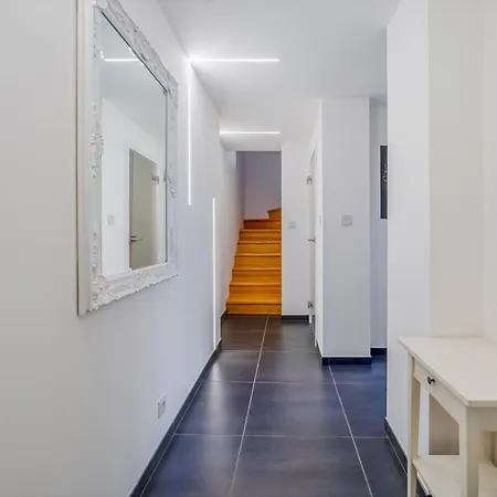 Appartement Modaloft Duplex By Rentez Prague