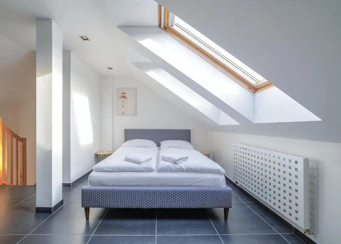 شقة Modaloft Duplex By Rentez براغ